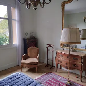 https://le-castel-le-notre.fr-paris.fr